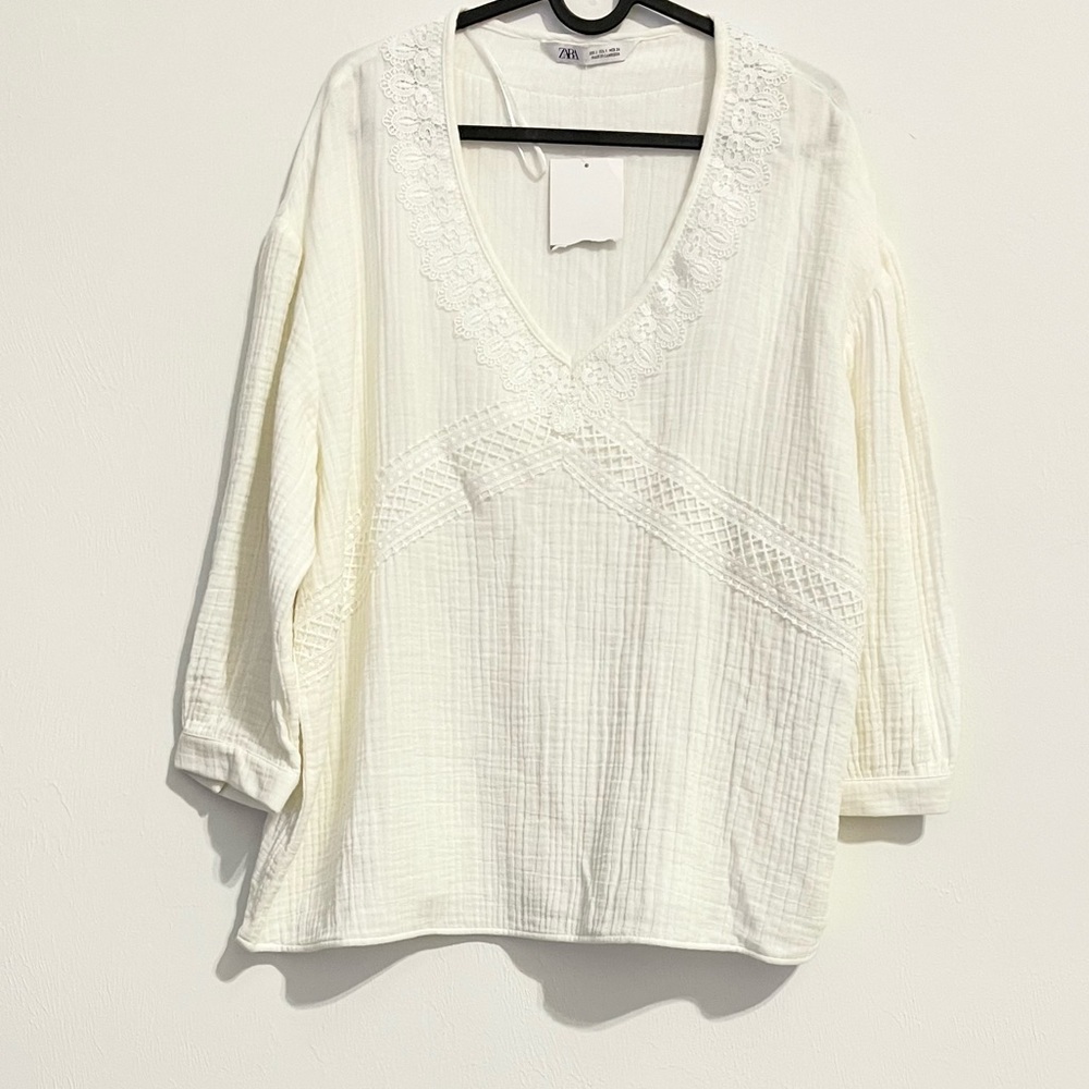 NWT! ZARA Embroidered Cream/Ivory Long Sleeve Blouse!